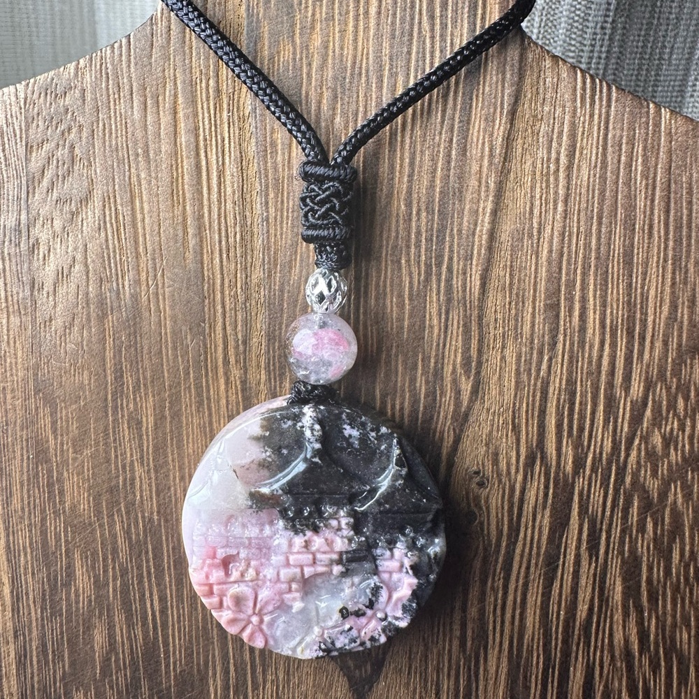 Icy Rhodonite Landscape and Flowers Pendant Necklace on Black Adjustable Rope - Picture 13 of 16